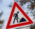 Symbolbild: Stefan Sauer/dpa
Zwischen Kellermühle und Kunzenlohe soll die Gemeindeverbindungsstraße ausgebaut werden. Die Bauzeit erstreckt sich über zwölf Wochen.