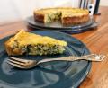 Bild: scm
Vollkornkuchen mit Lauch und Rosenblättern.