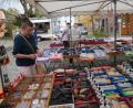 Bild: wel
"Alle Teile 50 Cent" bietet ein Stand am Marktplatz.