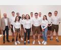 Bild: fvo
Die Vorstandschaft „Runde“ der KLJB Waldthurn mit den beiden Vorsitzenden Dorothee Pleyer (Sechste von links) und Simon Schwab (Fünfter von rechts).