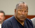 Bild: Julie Jacobson/AP-Pool/epa/dpa
O. J. Simpson wurde 1995 vom Mordverdacht an seiner Ex-Frau und deren Freund freigesprochen. Jetzt ist er tot.