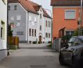 Bild: bnr
Die Zufahrt zum Feuerwehrhaus in Altendorf ist ziemlich eng. Durch parkende Autos wird dieser Umstand noch zusätzlich verstärkt.