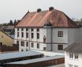 Bild: pz
Die Katholische Kirchenstiftung Waldsassen will das Katholische Jugendheim inmitten des denkmalgeschützten Altstadt-Ensembles verkaufen.