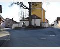 Bild: bnr
Die Dorferneuerung in Neunaigen beginnt links und rechts der St. Vitus Kirche mit der Erneuerung der Kanalisation und der Wasserleitung.