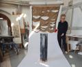 Bild: Robert Diem/exb
Hanna Regina Uber bei den Vorbereitungen zu ihrer Symposiums-Installation.
