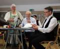 Bild: Krones
Die "Mundartexperten" begeistern die Zuhörer im Vitusheim (von links): Kreisheimatpflegerin Martha Pruy, Mundartautor Dieter Radl und Uli Piehler, Vorsitzender des Heimat- und Kulturvereins Freudenberg