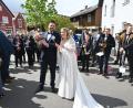 Bild: kki
Bräutigam Matthias Zimmerer ist aktives Mitglied der Pirker Blechmusi. Die spielt ihm in seiner Braut Cornelia dann auch ein Ständchen.