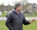 Archivbild: Hubert Ziegler
Der Gebenbacher Trainer Kai Hempel fordet von seinen Jungs in Hof Leidensfähigkeit.