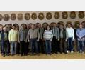 Bild: gis/exb
Die Schützengesellschaft Mehlmeisel ehrte treue Mitglieder: (von links) Josef Kraus, Richard Matt, Vorsitzender Matthias Glaser, Florian Prechtl, Maria Schreyer, Josef Schinner, Stefan Glaser, Willi Voit, Uli Schinner, Wolfgang Müller, Ehrenvorsitzender Arnold Werner, Hermann Lehnert, Ulrike Lehnert, Rüdiger Bauer, Hubert Schinner, Martin Prechtl, Hermann Prechtl, Matthias Hautmann, Georg Schinner, Stefan Pöllmann, Johannes Lehnert.