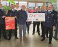 Bild: adj
Andre Radant, Joseph Lindner, Technischer Geschäftsführer Josef Adam, Geschäftsführer Wolfgang Hausner, Erika Hausner, Wolfgang Müller, Bernhard Dotterweich, Markus Schmidhuber und Markus Lindner (von links).