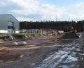 Bild: bnr
Der Ausbau der Stichstraße im Industriegebiet West II hat bereits begonnen. Jetzt muss der Erdaushub entsorgt werden.