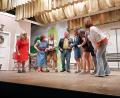 Bild: bsc
„Kreuzfahrt im Schweinestall“ heißt das neue Theaterstück der Laienspielgruppe Friedenfels.
Die Akteure erhielten dabei viel Beifall.