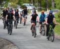 Bild: jr
Eine zehnköpfige Radfahrgruppe aus Tirschenreuth genoss das herrliche Wetter und radelte von Schwarzenbach aus weiter nach Bärnau.
