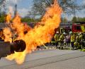 Archivbild: Petra Hartl
Die Feuerwehr zeigt, was sie kann, zum Beispiel beim simulierten Lösch-Einsatz mit dem "Fire Trainer" – das ist Tradition beim Wachfest FFW Amberg, diesmal am Sonntag, 5. Mai.