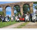 Bild: Gruppo Vespa Rio Nero/exb
Die Schwarzenbacher vom "Rio Nero Vespa-Club" waren mit ihren Rollern zu den Vespa World Days 2024 nach Italien gereist.