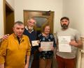 Bild: Dorfgemeinschaft Hermannsreuth/exb
Die Gewinner Preisschafkopf Hermannsreuth freuten sich über ihre Preise.