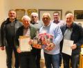 Bild: Kolping Riglasreuth/exb
Die Verantwortlichen der Kolpingsfamilie Riglasreuth mit den Geehrten (von links) Herbert Koller, Ehrenmitglied Karl Stehbach, Gerhard Schmid, Walter Pirner, Stefan König und Manfred Philipp.