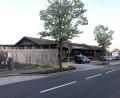 Bild: wro
Damit die neuen Park-&-Ride-Parkplätze und die auf dem Dach vorgesehene PV-Anlage realisiert werden können, müssen die ehemaligen Lagerhallen abgerissen werden.