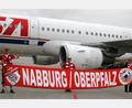 Bild: privat
Die Bayern-Fans aus der Oberpfalz vor 14 Jahren vor ihrem „eigenen“ Flugzeug in Nürnberg. Es ging nach Madrid. In der Mitte bernd Hofmann.