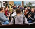 Bild: ds
Die Gäste unterhielten unter anderem die Volksmusikgruppe „In oiner Dur“.