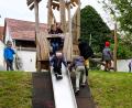 Bild: tra
Die Kinder probierten die neuen Spielgeräte natürlich gleich aus.