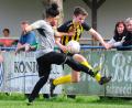 Archivbild: Schrems
Der FSV Tirschenreuth steht nach dem 4:1-Sieg gegen den ATSV Tirschenreuth II als Meister der A-Klasse Stiftland fest. Das Bild zeigt eine Szene aus der Partie zwischen dem FSV und dem Tabellenzweiten SV Poppenreuth II (1:1).