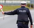 Symbolbild: Daniel Karmann/dpa
Auf der A6 konnte ein international gesuchter, mutmaßlicher Mörder festgenommen werden. Er soll in der Türkei zwei Personen ermordet haben.