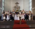 Bild: Maria Bitterer/exb
38 Kinder der Pfarreiengemeinschaft St. Elisabeth/Maria Waldrast feiern Erstkommunion.