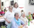 Bild: Sven Lehner/BRK Bereitschaft Erbendorf/exb
Die Leiterinnen Wohlfahrts- und Sozialarbeit, Monika Zimmerer und Luise Lehner, freuen sich über ein volles Haus beim 70plus-Kaffeekranzl der BRK-Bereitschaft Erbendorf.