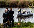 Bild: Daniel Bockwoldt/dpa
Die niedersächsische Polizei sucht nach dem sechsjährigen Arian, der seit mehr als zwei Wochen vermisst wird.
