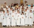 Bild: Foto Ott/exb
Nach einem schwungvollen Gottesdienst konnten die Kommunionkinder mit dem Segen Gottes in einen schönen Tag gehen.