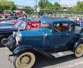 Bild: Kunz
Je älter, umso aufsehenerregender: So ist es beim großen Oldtimertreffen des ATC-Weiden im AVD auf dem Naabwiesenparkplatz.