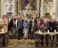 Bild: Sabine Hofmann
Ortspfarrer Markus Flasinski (links) segnete in der Michelfelder Pfarrkirche zwölf Paare zu ihren Ehejubiläen.