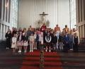Bild: Maria Bitterer/exb 
Weihbischof Josef Graf firmte die Kinder der Pfarreiengemeinschaft St. Elisabeth/Maria Waldrast.