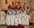Bild: Barbara Guida/exb
In St. Konrad Weiden treten 14 Erstkommunionkinder an den Altar.