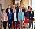 Bild: hdk
Elf Frauen und Männer feierten in Hirschbach ihre Jubelkonfirmation mit Pfarrerin Renate Schauer.