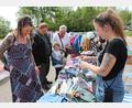 Bild: pi
Der AWO-Flohmarkt besticht mit einem reichhaltigen Angebot an Kindersachen.