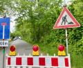Bild: Gabi Schönberger
Die Straße zur DJK Weiden beim Flutkanal ist gesperrt.