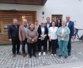 Bild: Tafel Mitterteich/exb
Den Vorstand der Tafel bilden (von links) Hans Brandl, Toni Dutz, Carola Müller, Silvia Schemm, Nicole Fürst, Stefan Grillmeier, Gabriele Neumüller-Wölfl, Carolin Weber-Bittner, Anette Monreal und Wolfgang Gropengießer.