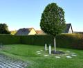 Bild: Eichl
Der bisher eher spartanisch gehaltene Urnenhain auf dem Friedhof soll mit verschiedenen neuen Elementen ansprechender gestaltet werden.