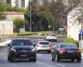 Bild: Gabi Schönberger
Eine Anwohnerin der Grafenwöhrer Straße in Eschenbach bemängelt das starke Verkehrsaufkommen.