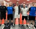 Bild: otr
Nationaltrainer Timo Hoffmann (von links) und die Kegler Manuel Lallinger, Manuel Weiß, Mario Nüsslein und Christian Wilke holten sich auf den Bahnen in Oberwildenau den letzten Schliff für die Einzel-WM in der Slowakei.