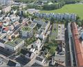 Bild: HL Immobilien Projekt 2 GmbH &amp; Co. KG
Das Landesamt für Finanzen (1), ein Parkdeck (2), ein Ärztehaus (3) und ein Wohnturm (4) entstehen in den nächsten Jahren auf dem ehemaligen Gelände der Bürgerbäu in der Bahnhofstraße. Unabhängig davon schließen mehrere Reihenhäuser (5) eine Baulücke in der Schabnerstraße.