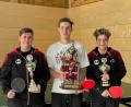 Bild: Zacharias Frank/exb
Daniil Komisarchuk (Mitte) holte sich den Marktmeistertitel im Tischtennis.