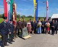 Archivbild: amö
Die Oberpfälzer brachten im Juni 2022 ihre Glückwünsche in Stein gemeißelt zur Feuerwehrhauseinweihung nach Niederösterreich. Im Juli wird in der Oberpfalz erneut gefeiert.