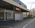 Archivbild: as
Das Schild "Zentrale Notaufnahme" ist schon längere Zeit abmontiert. Rettungswagen sollten eigentlich nur noch in seltenen Ausnahmefällen das Krankenhaus Tirschenreuth anfahren dürfen. Mitte Mai wurde diese Regel etwas gelockert. Leicht verletzte Patienten dürfen wieder gebracht werden.