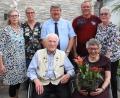Bild: war
Am 30. Mai 1959 war die Trauung von Marga und Alois Böhm, am Feiertag Fronleichnam feierten sie mit ihren drei Töchtern und ihrem Sohn die Eiserne Hochzeit. Bürgermeister Martin Schregelmann übermittelte Glückwünsche.