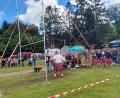 Bild: jua
19 Mannschaften aus Bayern beteiligen sich an den "Highland Games 2024" auf Schloss Guteneck. Das Bild zeigt den Strohsackhochwurf.