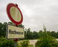 Bild: Stefan Puchner /dpa
An der Donau ist die Zufahrt wegen Hochwassers gesperrt. Nach den ergiebigen Regenfällen der letzten Tage wird Hochwasser erwartet. +++ dpa-Bildfunk +++