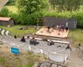 Bild: Susanne Forster
Der Bärnauer Kultur- und Festspielverein "Wir im Bärnauer Land" zeigt auf der Freilichtbühne heuer die Komödie "Aufstand im Olymp". Die Proben laufen seit März und finden schon auf der Naturbühne statt.
